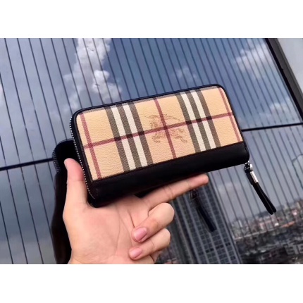 Burberry AAA Quality Wallets in 168724