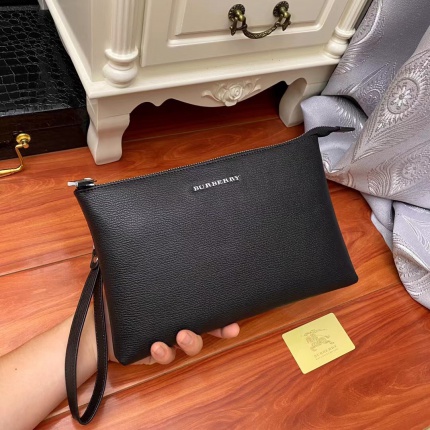 Burberry AAA Quality Wallets in 168727