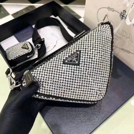 Proda High quality Handbags in 168805