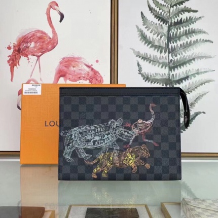 Louis Vuitton AAA quality Toiletry bags in 168823