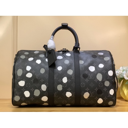 Louis Vuitton AAA+++ bags For Men in 169238