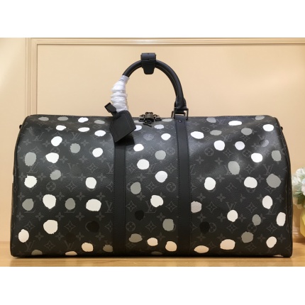 Louis Vuitton AAA+++ bags For Men in 169239