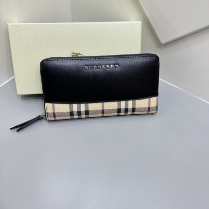 Burberry AAA Quality Wallets in 169272
