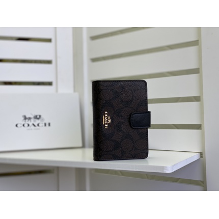 Coach Wallets in 169306