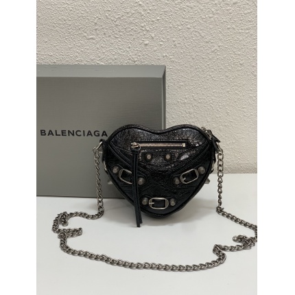 Balenciaga high quality Handbags in 169397