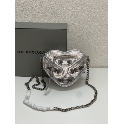 Balenciaga high quality Handbags in 169400