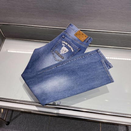 Louis Vuitton Jeans for Men in 170268
