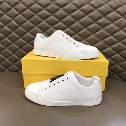 Fendi Sneakers For Men in 170585