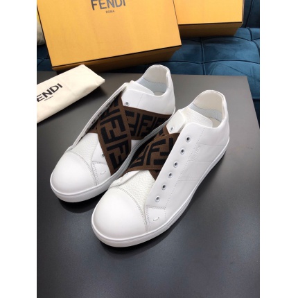 Fendi Sneakers For Men in 170586
