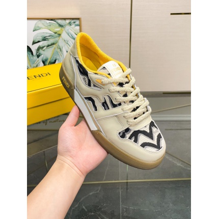 Fendi Sneakers For Men in 170709