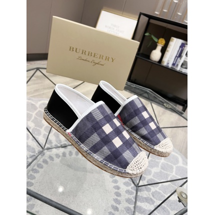 Burberry Sneakers For Men in 170758