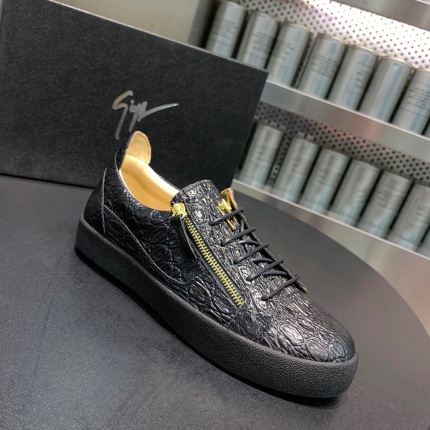 Giuseppe Zanot Sneakers For Men in 170775