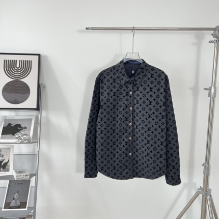 Louis Vuitton  Long-Sleeved Shirts for Men in 170825