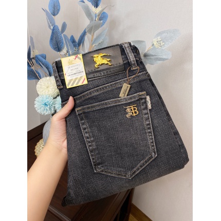 Burberry Jeans for Men in 170860