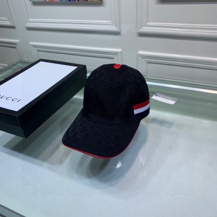 Gucci Hats in 170884