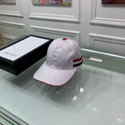 Gucci Hats in 170886