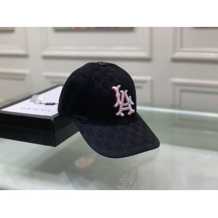 Gucci Hats in 170889
