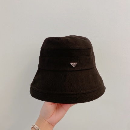 prada Hats in 170903