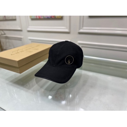 Burberry AAA Hats in 170919