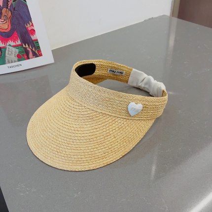 Miumiu Hats in 170924