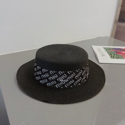 Miumiu Hats in 170927