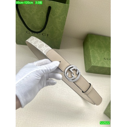 Gucci AAA Quality Belts in 171183