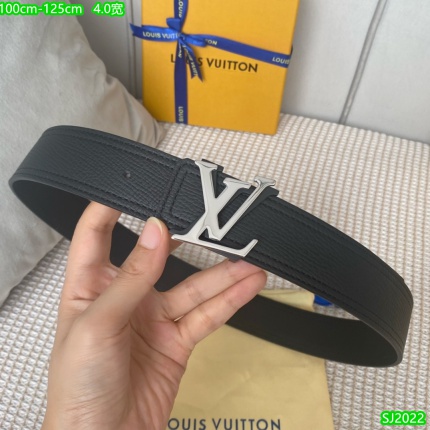 Louis Vuitton AAA Belts in 171315