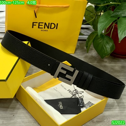Fendi AAA Quality Belts in 171775