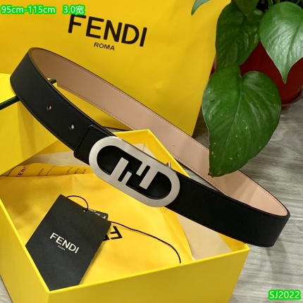 Fendi AAA Quality Belts in 172011