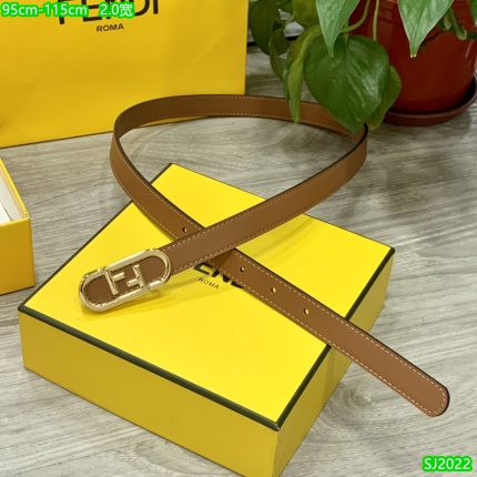 Fendi AAA Quality Belts in 172027