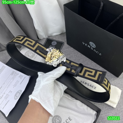 Versace AAA Quality  Belts in 172152