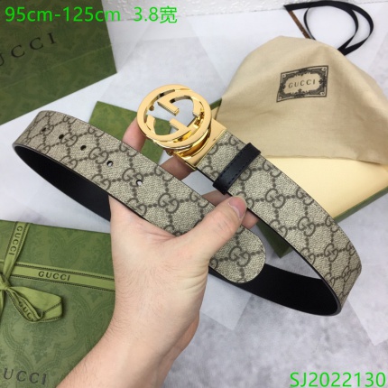 Gucci AAA Quality Belts in 172411