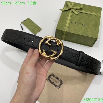 Gucci AAA Quality Belts in 172431