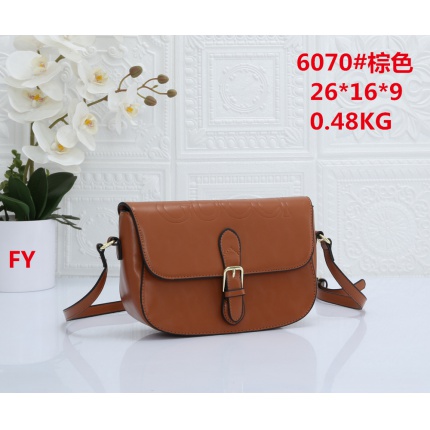 Gucci Cross Bags in 172545