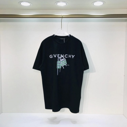 Givenchy T-Shirts for Men in 172826