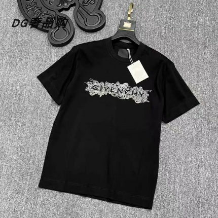 Givenchy T-Shirts for Men in 172828