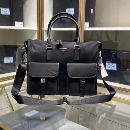 Cheap Prada Handbags in 172861