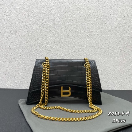 Balenciaga high quality Handbags in 173019