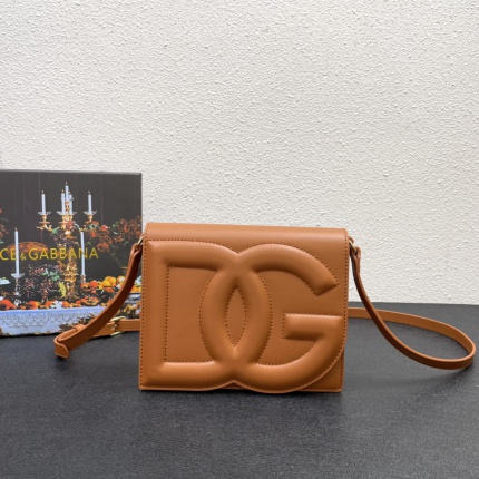 D&G AAA quality Bags in 173021