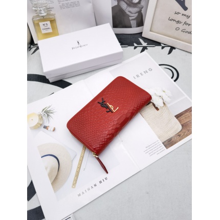 YSL Wallets in 173074