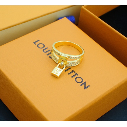 Louis Vuitton Rings in 173243