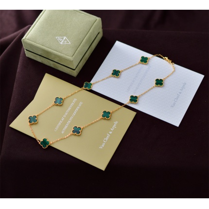Van Cleef & Arpels Necklace in 173550