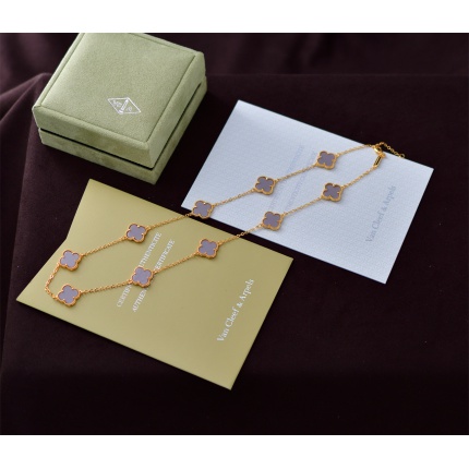 Van Cleef & Arpels Necklace in 173551