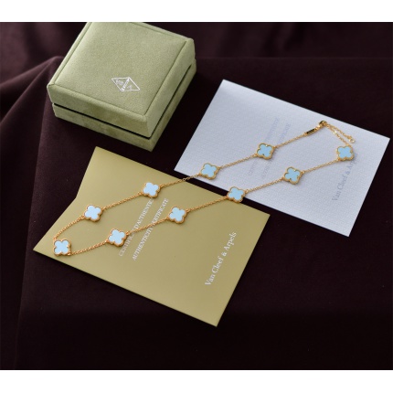 Van Cleef & Arpels Necklace in 173554