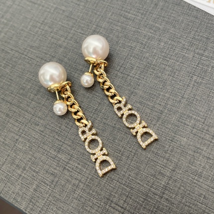 New Arrivals Good quality Dior Earrings in 173592