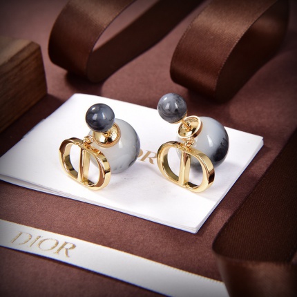 New Arrivals Good quality Dior Earrings in 173596