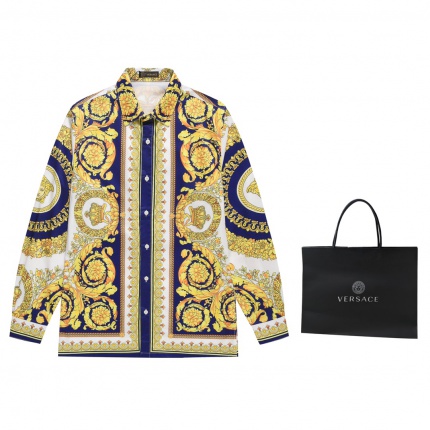 Versace  Long-Sleeved T-Shirts in 173601