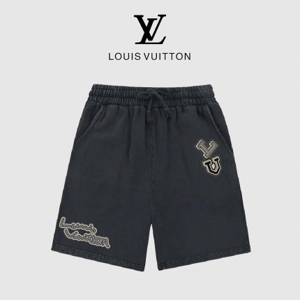 Louis Vuitton Short Pants For Men in 173670