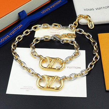 Louis Vuitton Necklace in 173756