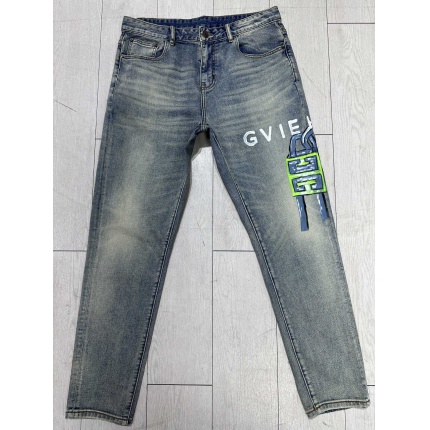 Givenchy Jeans in 173770